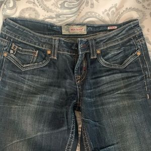 Mel Denim, beautiful, great fit, flawless. Smoke-free. Used gently
